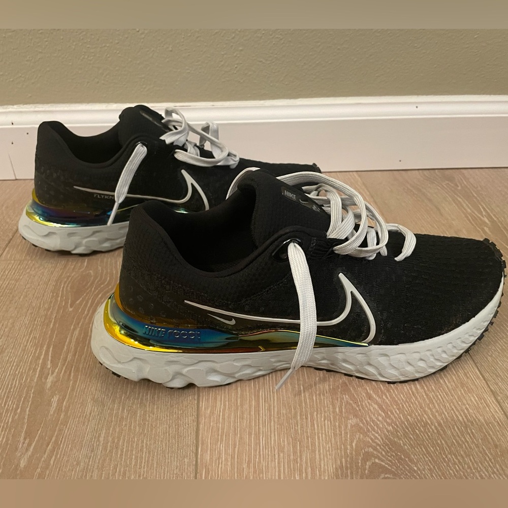 Women’s Nike React Infinity Running Shoes, Black, Size 10.5
